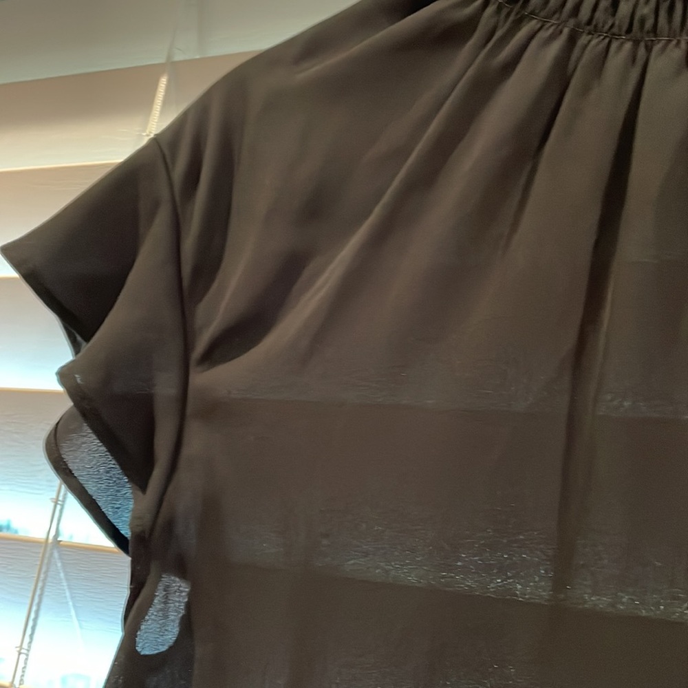 Express Flutter Sleeve Blouse. Keyhole Back Closu… - image 3